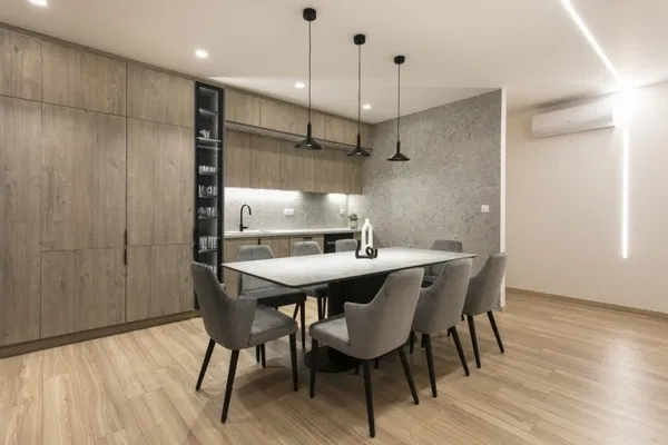 110 m² Two-Bedroom Renovated Apartment for Sale in Neos Kosmos, Athens Center — photo 4