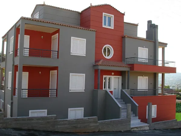 Three-Bedroom Apartment for Sale in Kalyvia Thorikou, Lagonisi