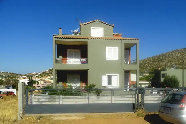 Three-Bedroom Apartment for Sale in Kalyvia Thorikou, Lagonisi — photo 2