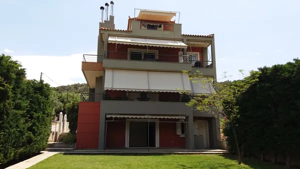 Three-Bedroom Apartment for Sale in Kalyvia Thorikou, Lagonisi — photo 4