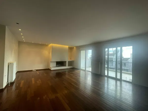 154 m² Three-Bedroom Sea-View Apartment for Sale in Voula, Athens Southern suburbs — photo 3