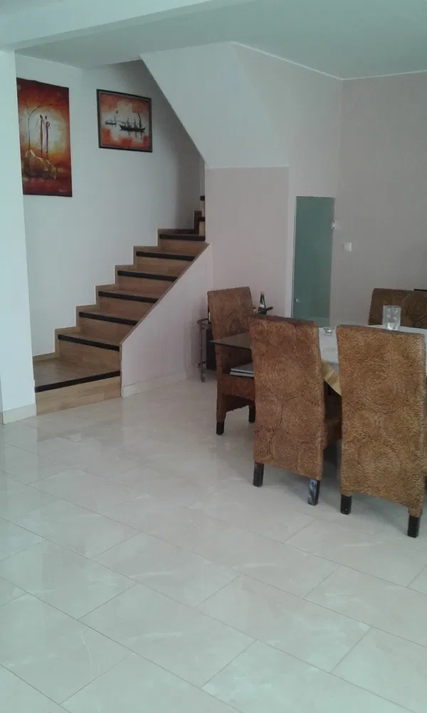 Renovated 190 m² Villa with Three Bedrooms for Sale in Kalyvia Thorikou, Lagonisi — photo 3