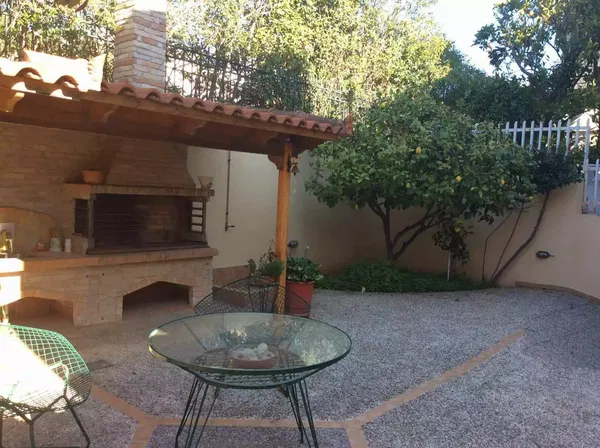 252 m² Villa with Three Bedrooms for Sale in Kalyvia Thorikou, Lagonisi — photo 5