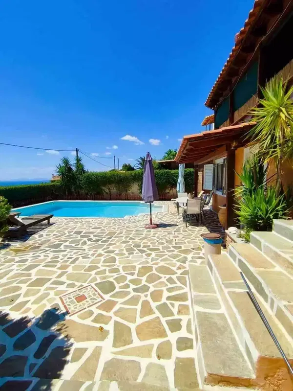 Sea-View Four-Bedroom Villa for Sale in Kalyvia Thorikou, Lagonisi — photo 2