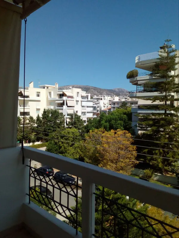 130 m² Three-Bedroom Apartment for Sale in Glyfada, Athens Southern suburbs — photo 3