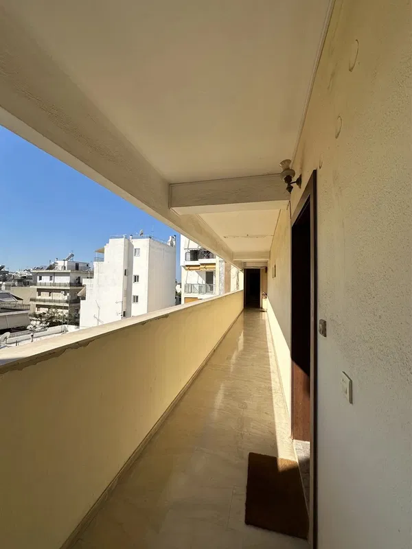 One-Bedroom Renovated Apartment for Sale in Neos Kosmos, Athens Center — photo 3