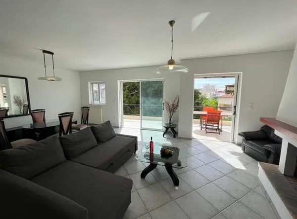 Renovated 190 m² Villa with Four Bedrooms for Sale in Marousi, Athens Northern suburbs — photo 4