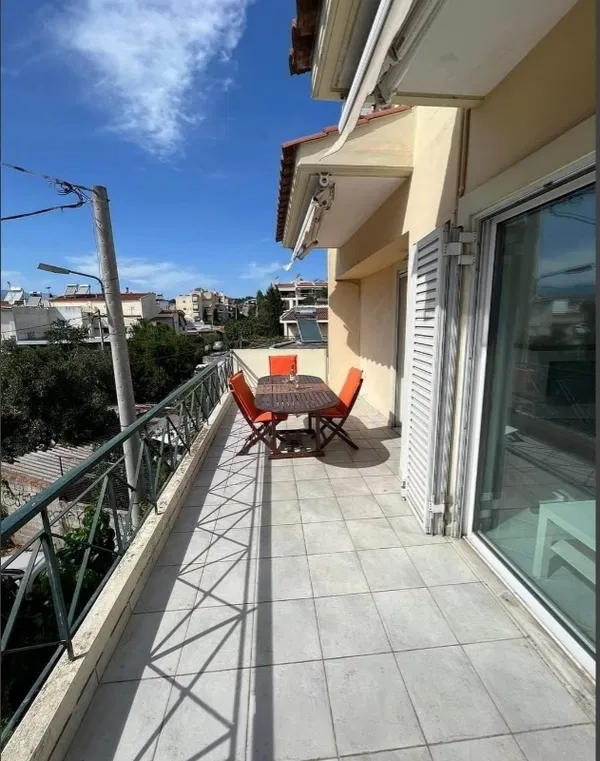 Renovated 190 m² Villa with Four Bedrooms for Sale in Marousi, Athens Northern suburbs — photo 2
