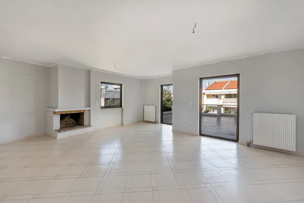 146 m² Renovated Three-Bedroom Apartment for Sale in Agia Paraskevi Athens, Athens Northern suburbs — photo 4