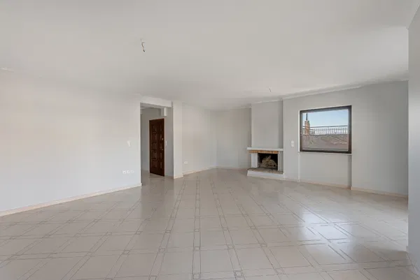 146 m² Renovated Three-Bedroom Apartment for Sale in Agia Paraskevi Athens, Athens Northern suburbs — photo 5