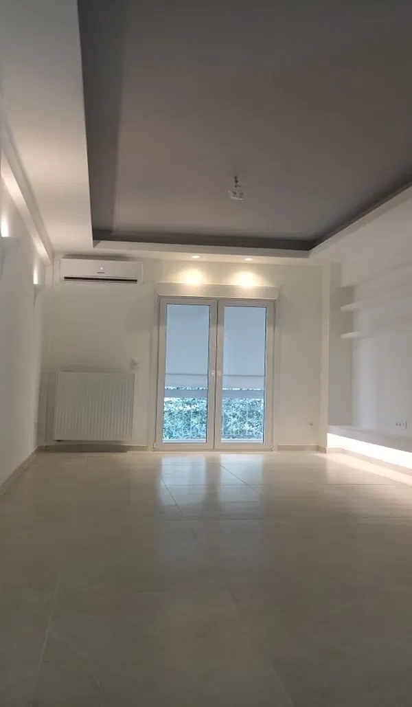 Renovated 100 m² Apartment with Three Bedrooms for Sale in Kypseli, Athens Center — photo 2