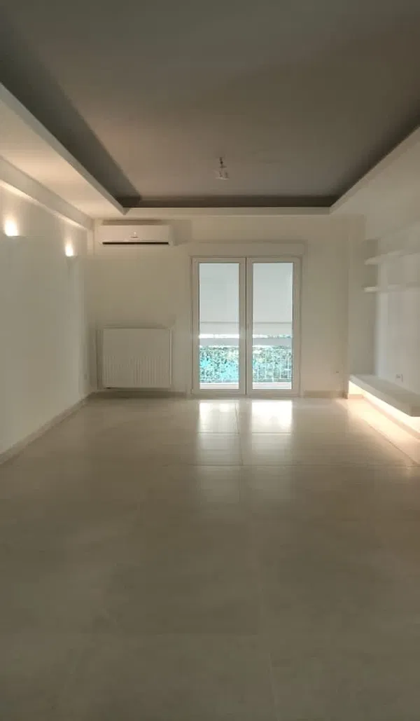 Renovated 100 m² Apartment with Three Bedrooms for Sale in Kypseli, Athens Center — photo 4