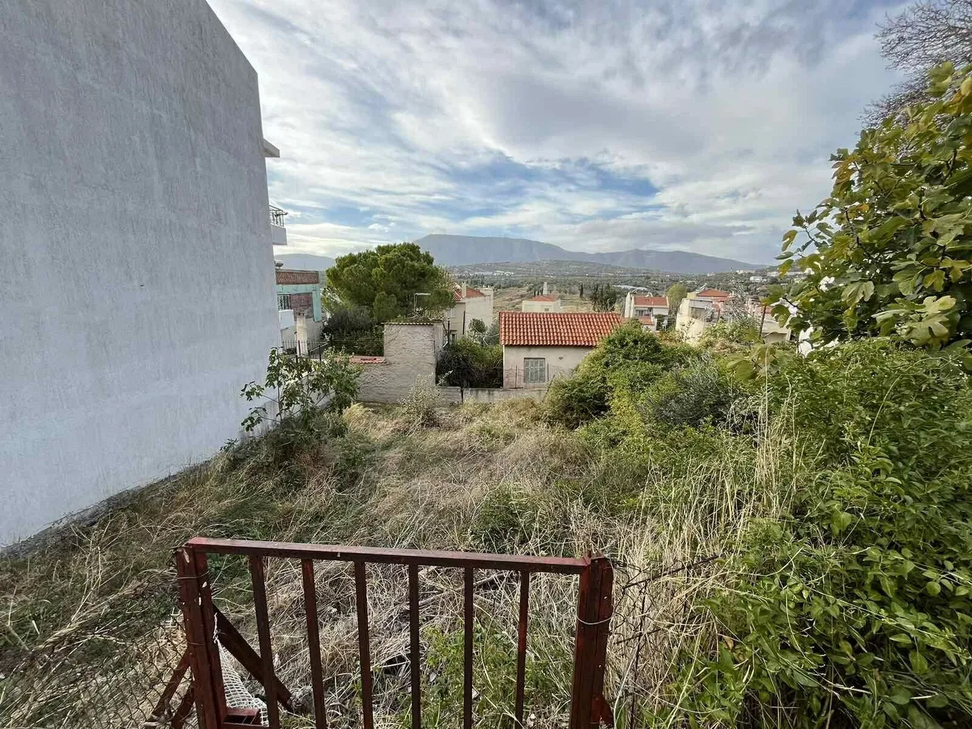 237 m² Plot for Sale in Spata, Athens Eastern Suburbs