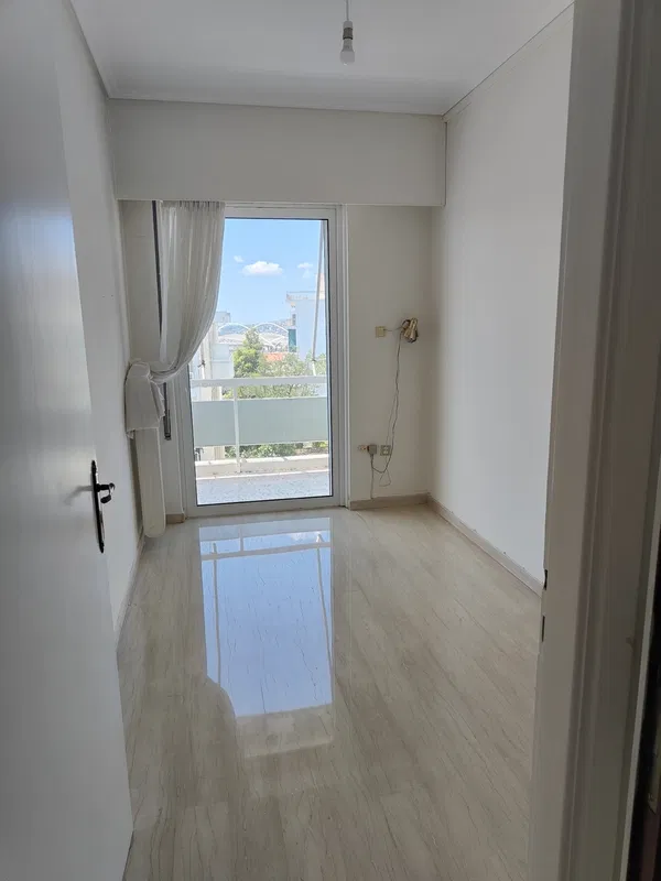 Renovated 126 m² Apartment with Four Bedrooms for Rent in Marousi, Athens Northern suburbs