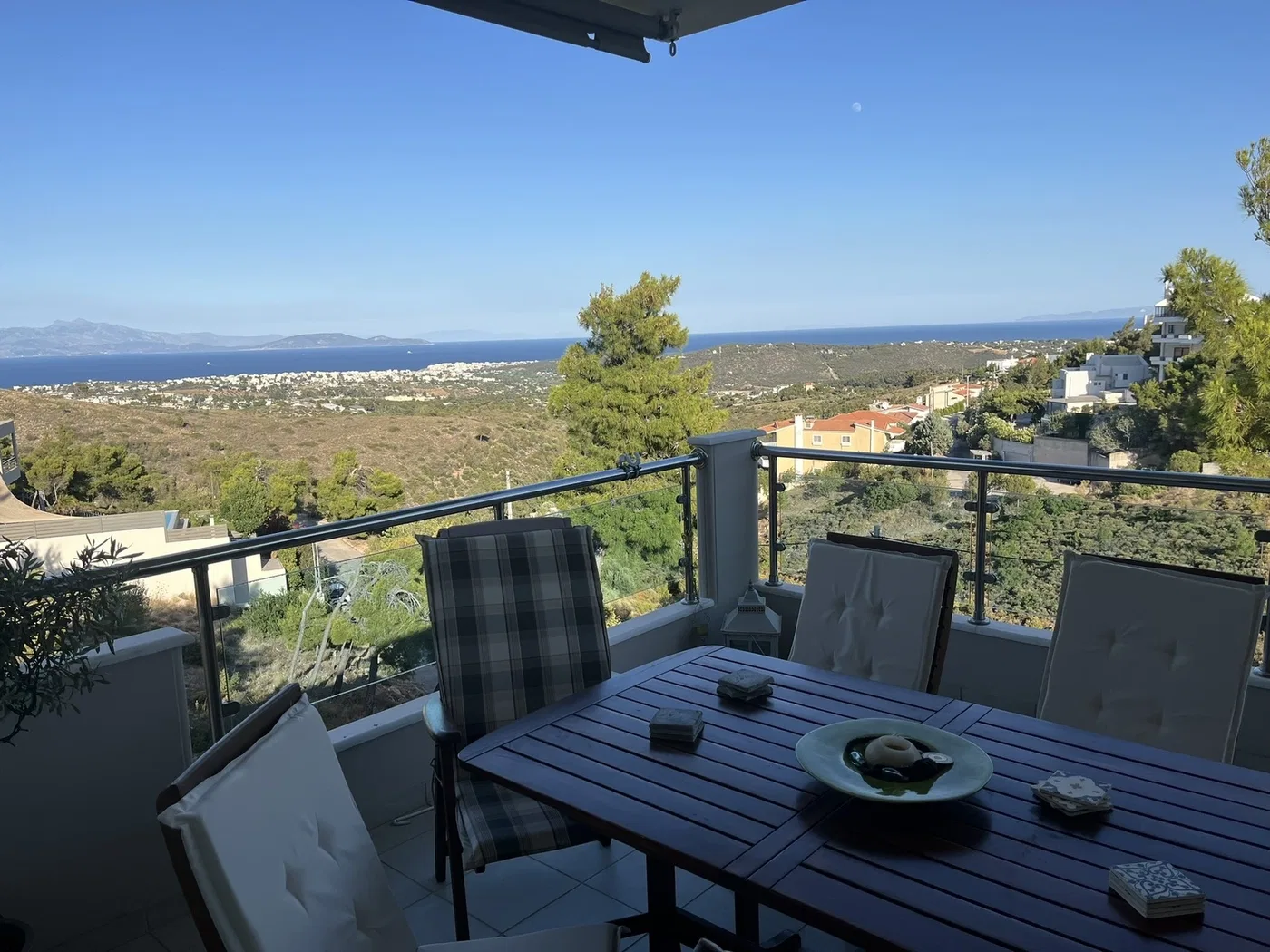 190 m² Apartment with Four Bedrooms for Rent in Pikermi, Rafina - Pikermi