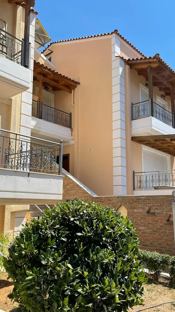 Five-Bedroom Renovated Villa for Rent in Gerakas, Athens Eastern Suburbs — photo 3