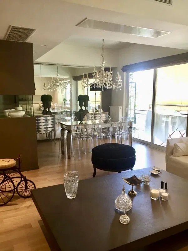 126 m² Apartment with Two Bedrooms for Rent in Kolonaki - Lycabettus, Athens Center