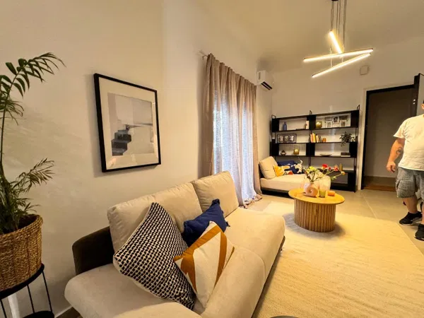 Three-Bedroom Renovated Apartment for Rent in Vyronas, Athens Eastern Suburbs — photo 2