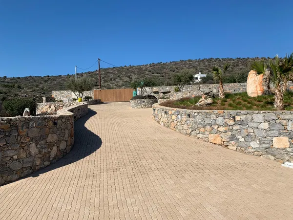Sea-View Villa for Sale in Agios Nikolaos, Lasithi — photo 3