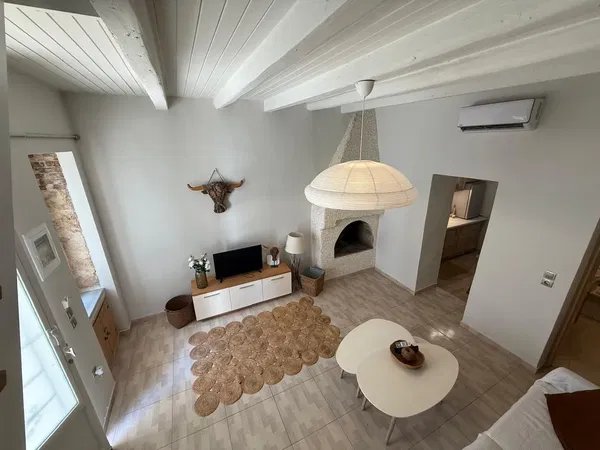 Renovated One-Bedroom Villa for Sale in Koum Kapi, Chania — photo 3