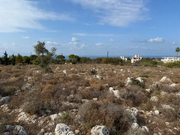 Sea-View 8,114 m² Plot for Sale in Agios Matthaios, Akrotiri — photo 3