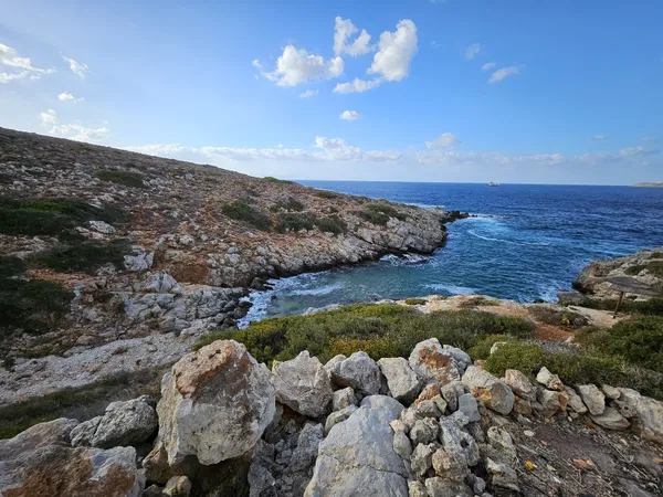Sea-View 1,211 m² Plot for Sale in Kalathas, Akrotiri