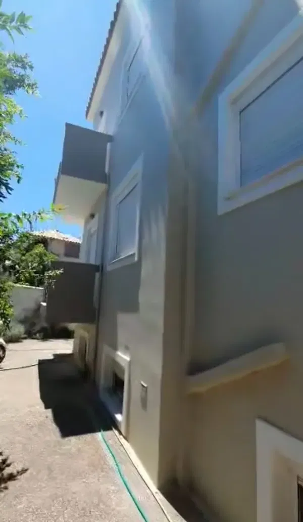 280 m² Apartment with Six Bedrooms for Sale in Lesvos, Eastern Aegean — photo 2