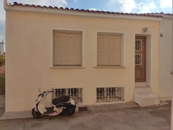 Sea View 110 m² Villa with Two Bedrooms for Sale in Lesvos, Eastern Aegean — photo 4