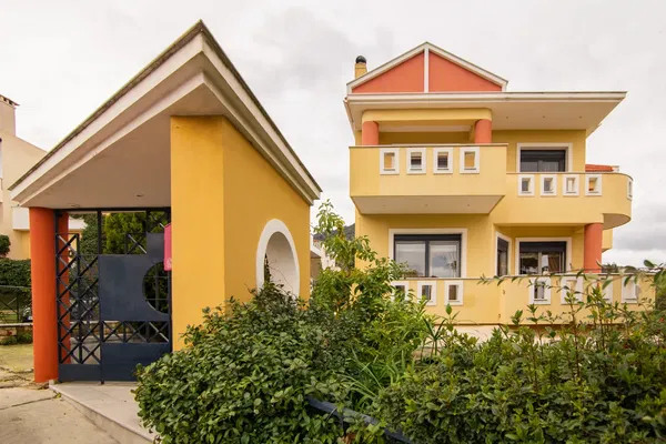 Five-Bedroom Villa for Sale in Lesvos, Eastern Aegean — photo 2