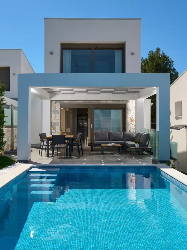 Sea-View 165 m² Villa with Three Bedrooms for Sale in Kassandra, Halkidiki — photo 3