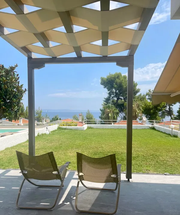Two-Bedroom Renovated Villa for Sale in Kassandra, Halkidiki — photo 3