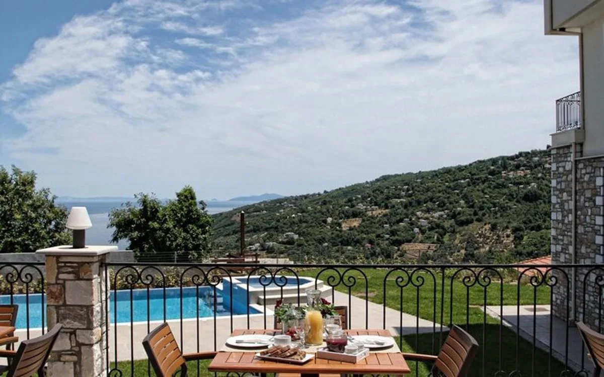 1926 m² Sea View Hotel for Sale in Pelion, Magnesia