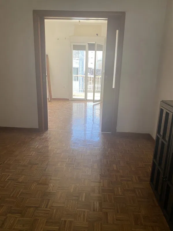 61 m² Apartment with Two Bedrooms for Sale in Piraeus, Piraeus Suburbs — photo 4