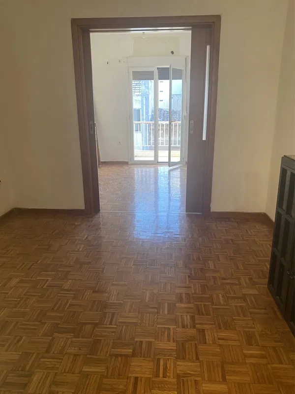 61 m² Apartment with Two Bedrooms for Sale in Piraeus, Piraeus Suburbs — photo 3