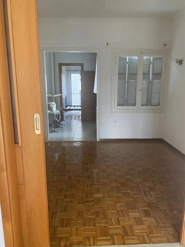 61 m² Apartment with Two Bedrooms for Sale in Piraeus, Piraeus Suburbs — photo 2