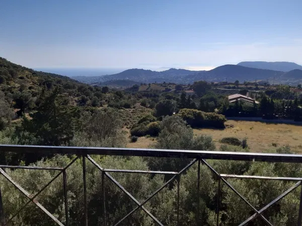 145 m² Sea View Four-Bedroom Villa for Sale in Kalyvia Thorikou, Lagonisi