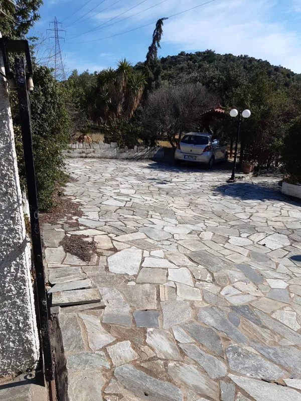 145 m² Sea View Four-Bedroom Villa for Sale in Kalyvia Thorikou, Lagonisi — photo 2