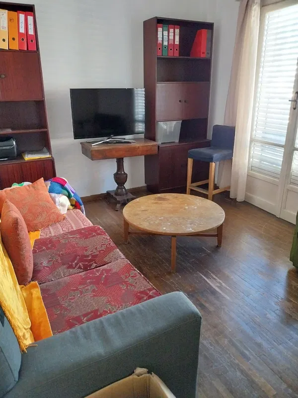 71 m² Two-Bedroom Apartment for Sale in Exarchia - Neapoli, Athens Center — photo 3