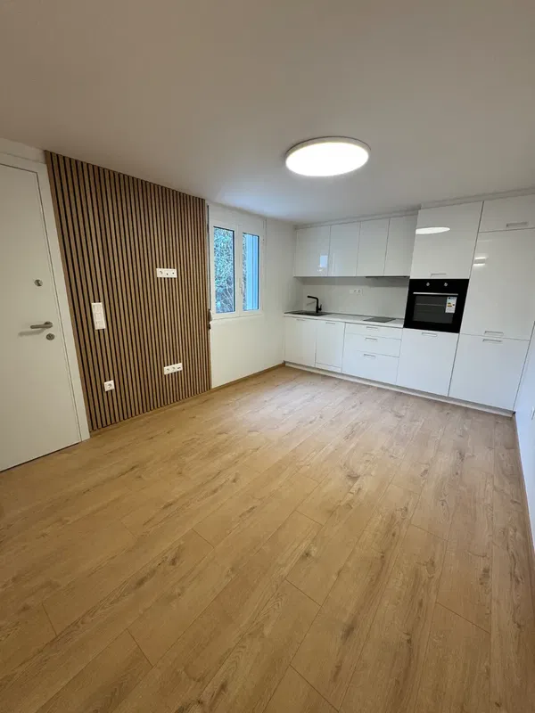 40 m² Renovated One-Bedroom Apartment for Sale in Glyfada, Athens Southern suburbs