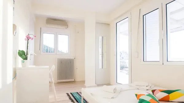 22 m² One-Bedroom Apartment for Sale in Exarchia - Neapoli, Athens Center — photo 3