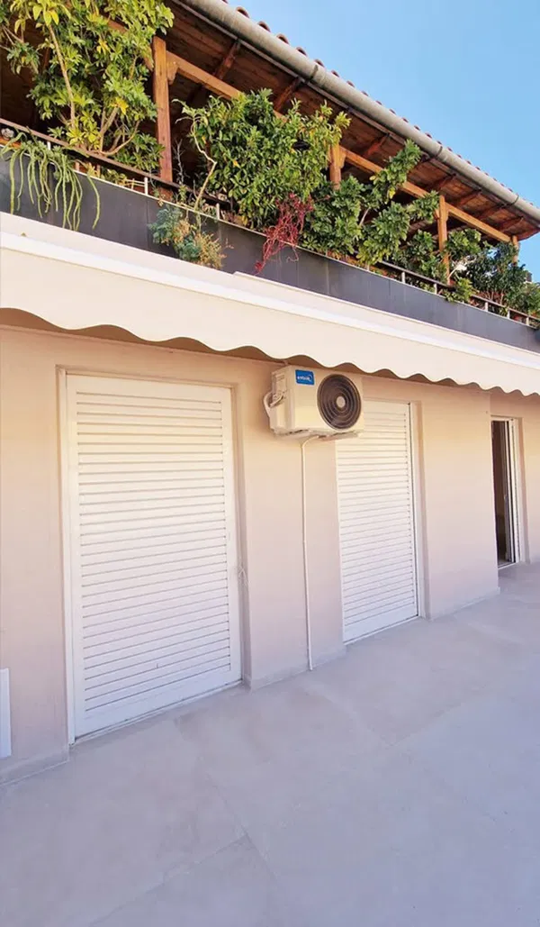 97 m² Three-Bedroom Apartment for Sale in Center Athens, Athens Center