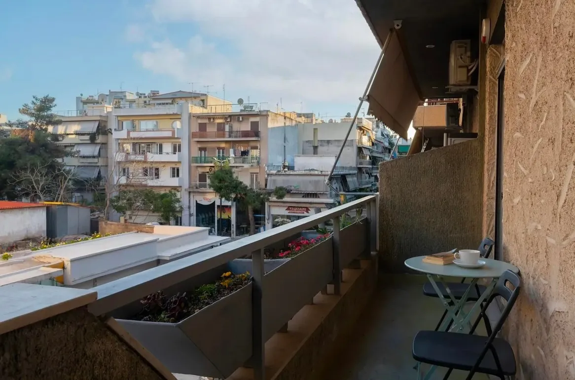 50 m² Renovated One-Bedroom Apartment for Sale in Ampelokipoi, Athens Center