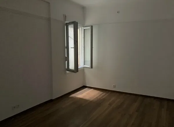 114 m² Three-Bedroom Apartment for Sale in Exarchia - Neapoli, Athens Center — photo 4