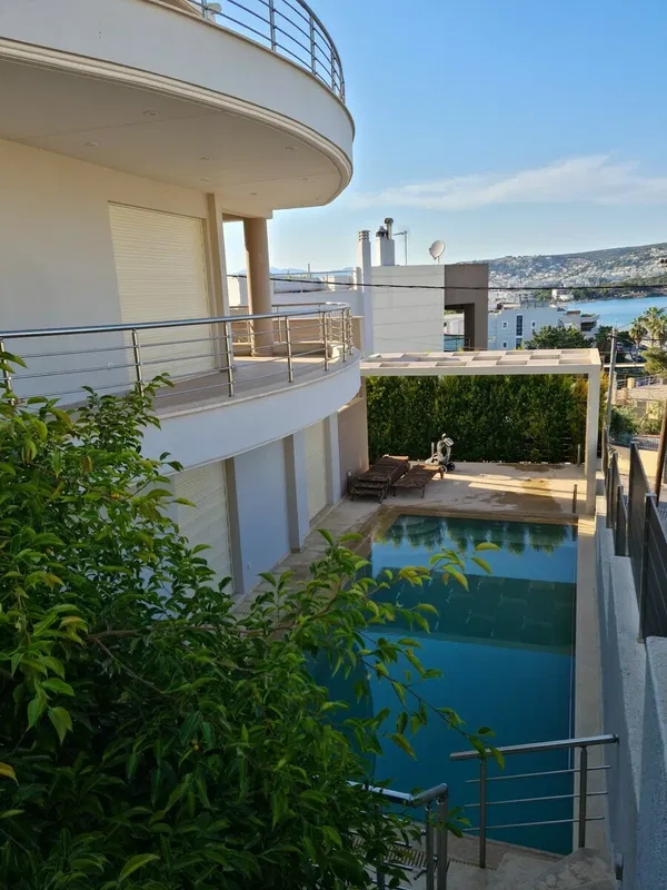 Contemporary Five-Bedroom Apartment for Sale in Porto Rafti, Attica — photo 2