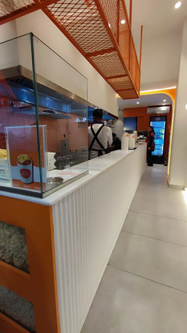 38 m² Business for Sale in Center Athens, Athens Center — photo 2