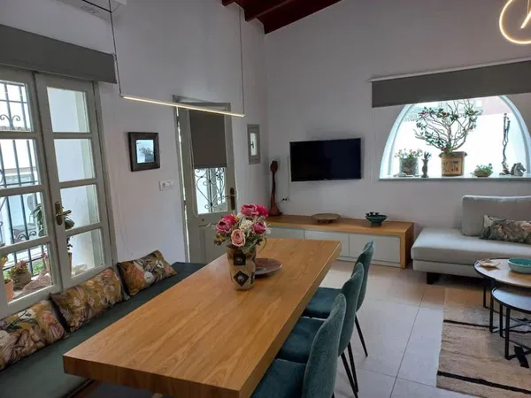 Renovated 90 m² Villa with One Bedrooms for Rent in Agia Marina, Chania — photo 3
