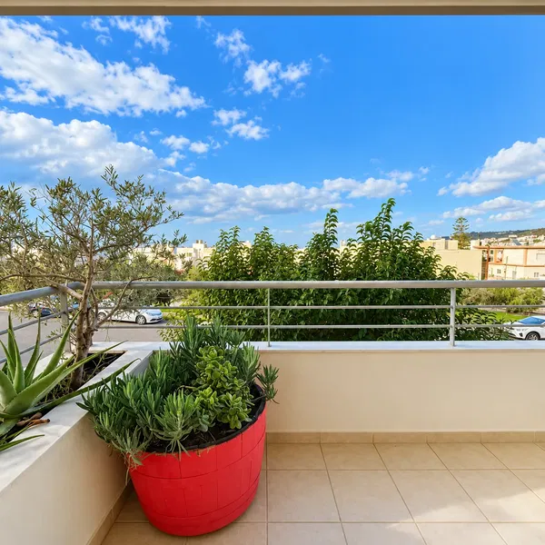Sea-View 85 m² Apartment with Two Bedrooms for Sale in Lentariana, Chania — photo 2