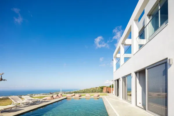 Six-Bedroom Renovated Villa for Sale in Gallos, Rethymnon