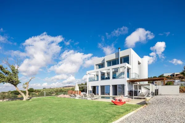 Six-Bedroom Renovated Villa for Sale in Gallos, Rethymnon — photo 4