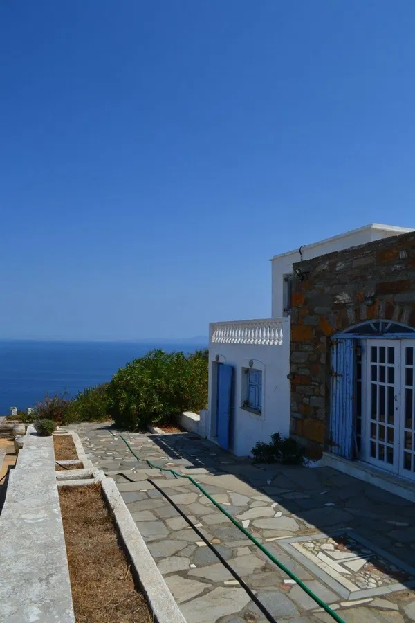 Sea-View Hotel for Sale in Kea, Cyclades — photo 5
